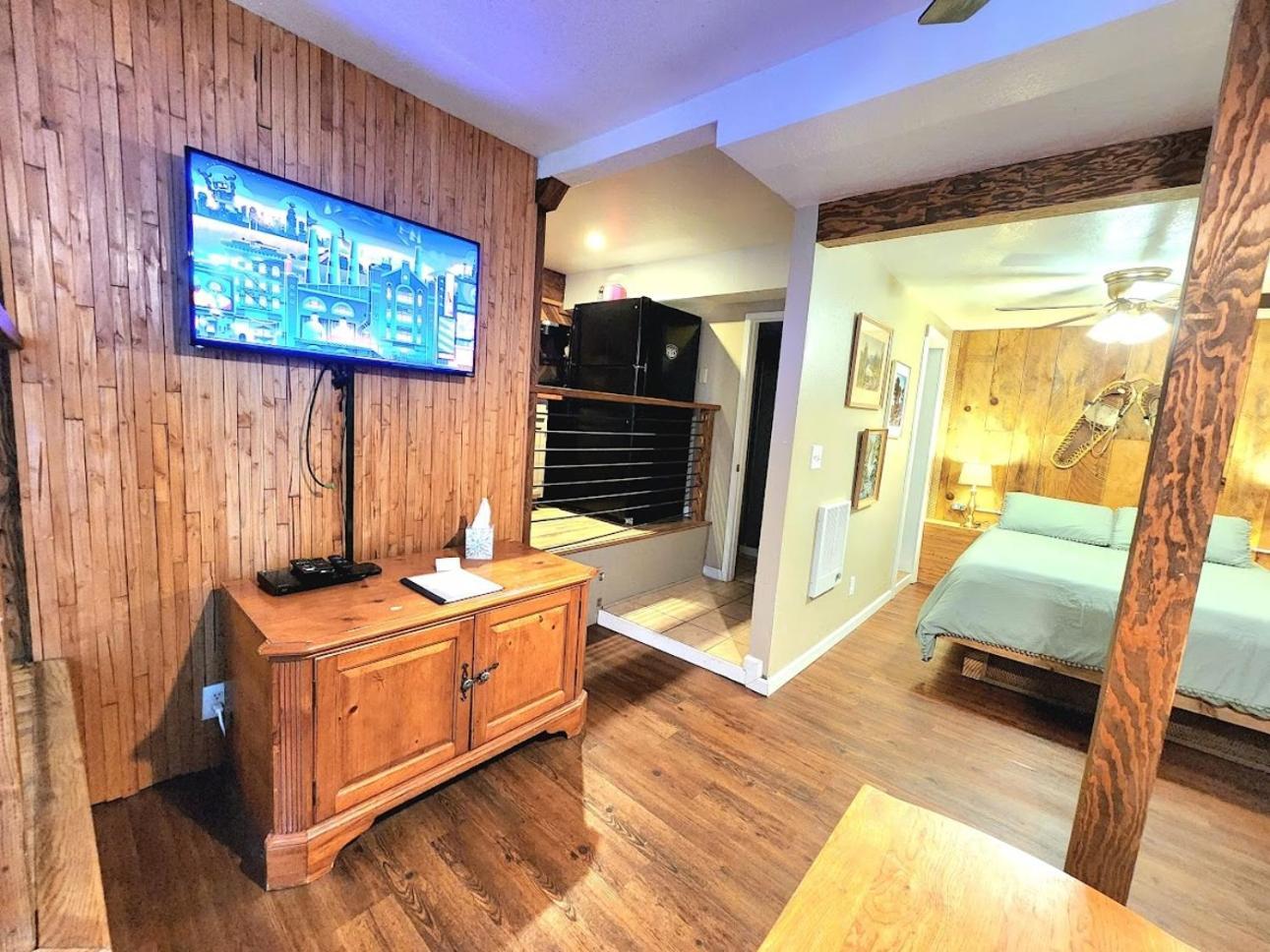 Miners Suite-Centrally Located In Shaver Lake Шейвър Лейк Екстериор снимка