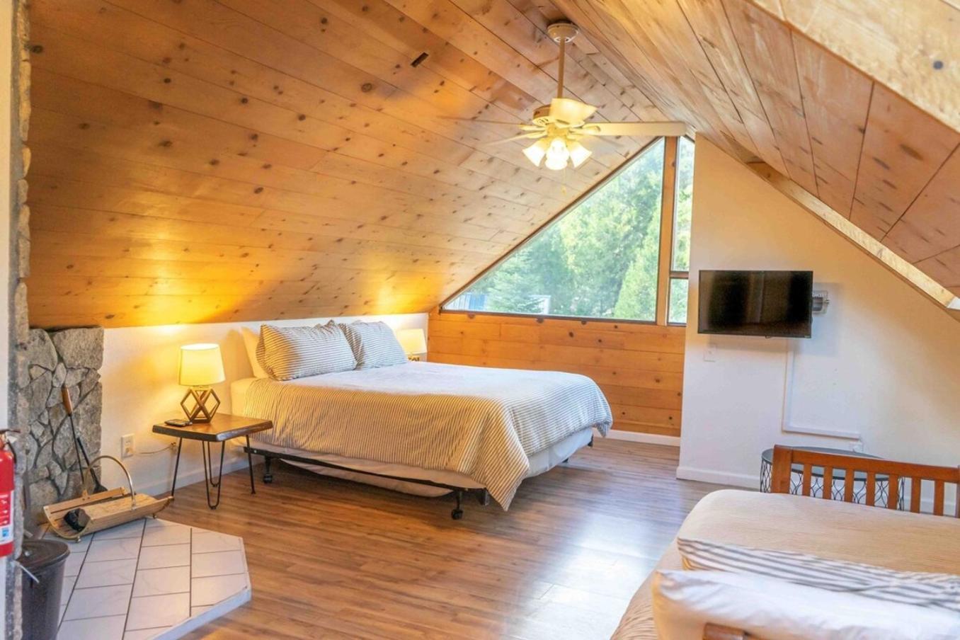 Miners Suite-Centrally Located In Shaver Lake Шейвър Лейк Екстериор снимка