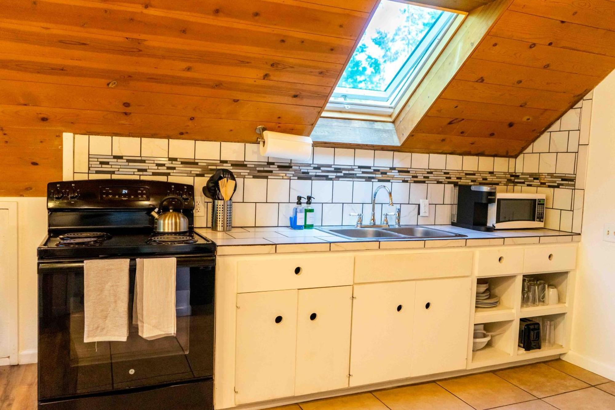 Miners Suite-Centrally Located In Shaver Lake Шейвър Лейк Екстериор снимка