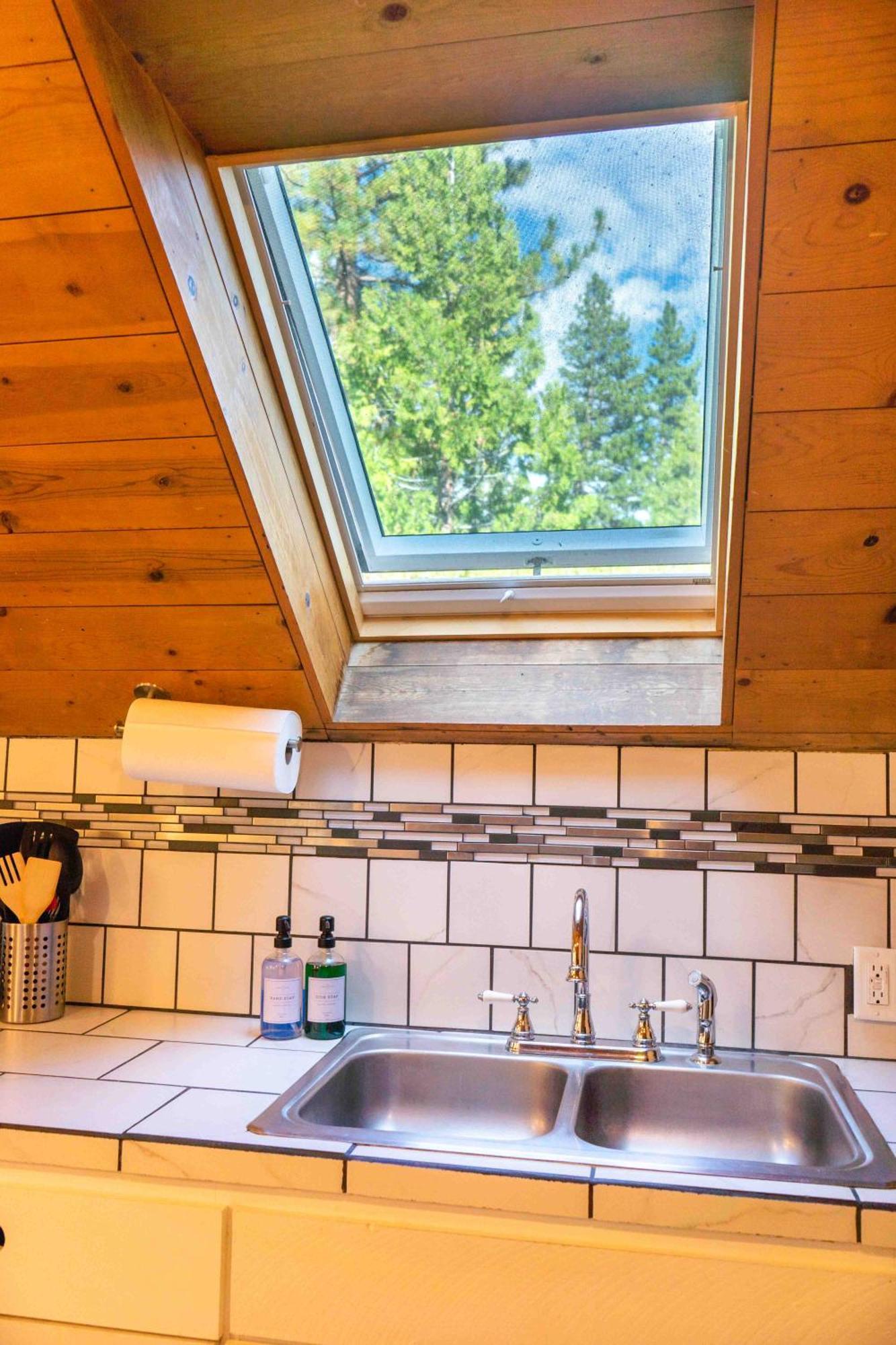 Miners Suite-Centrally Located In Shaver Lake Шейвър Лейк Екстериор снимка