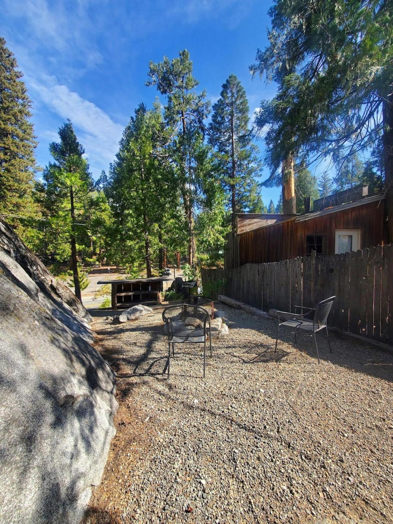 Miners Suite-Centrally Located In Shaver Lake Шейвър Лейк Екстериор снимка