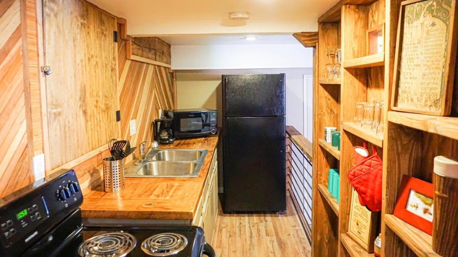 Miners Suite-Centrally Located In Shaver Lake Шейвър Лейк Екстериор снимка