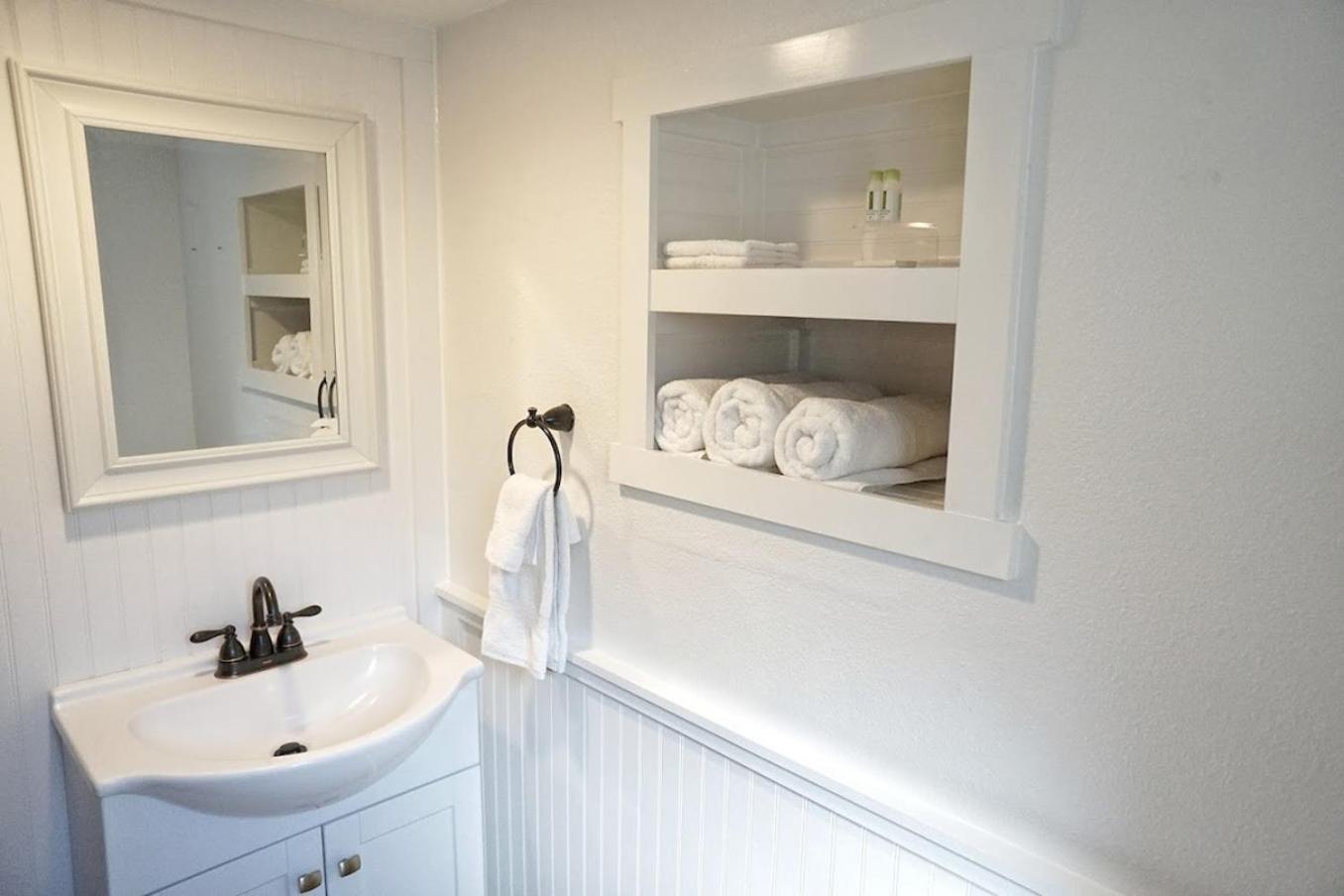Miners Suite-Centrally Located In Shaver Lake Шейвър Лейк Екстериор снимка